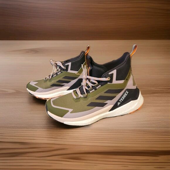 Size 8.5 - adidas Terrex Free Hiker 2.0 GORE-TEX Olive Strata Amber Tint W - Picture 3 of 6